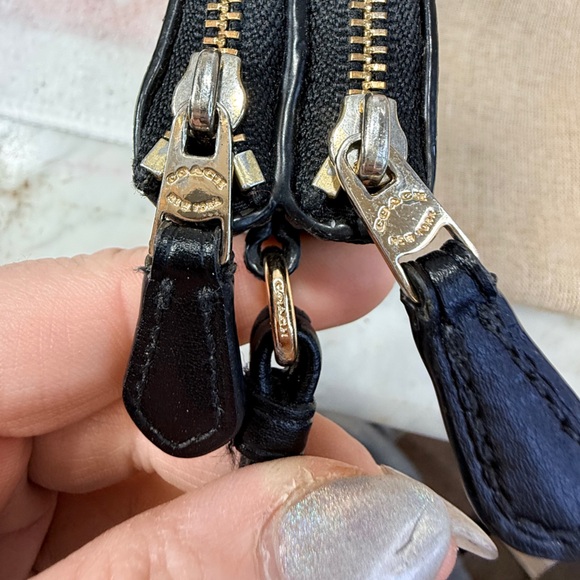 Coach Double Zip wallet/ wristlet - Picture 11 of 11